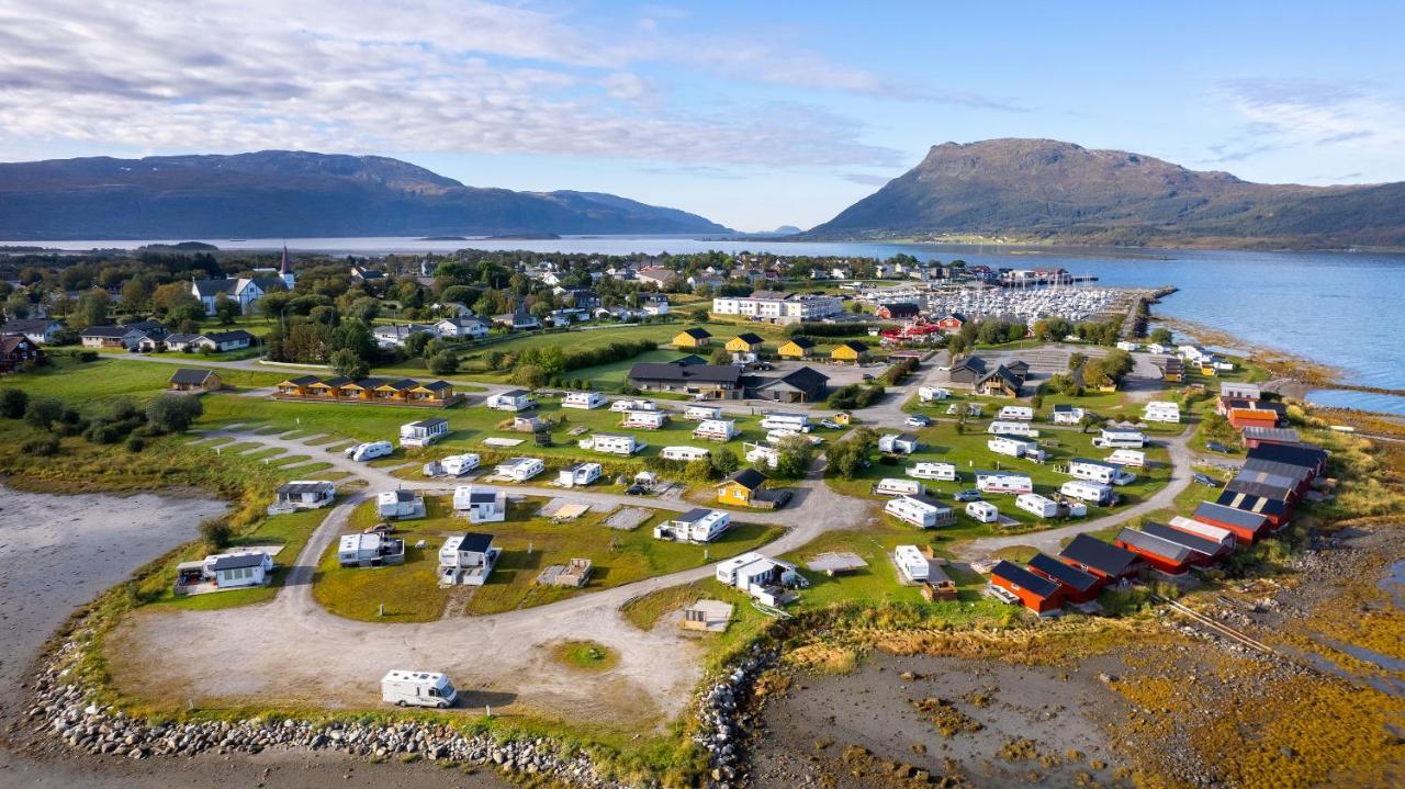 Topcamp Havblikk - Helgeland Nesna Exterior foto