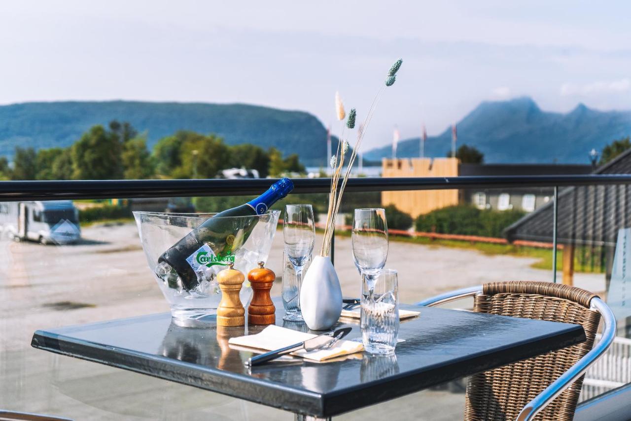 Topcamp Havblikk - Helgeland Nesna Exterior foto
